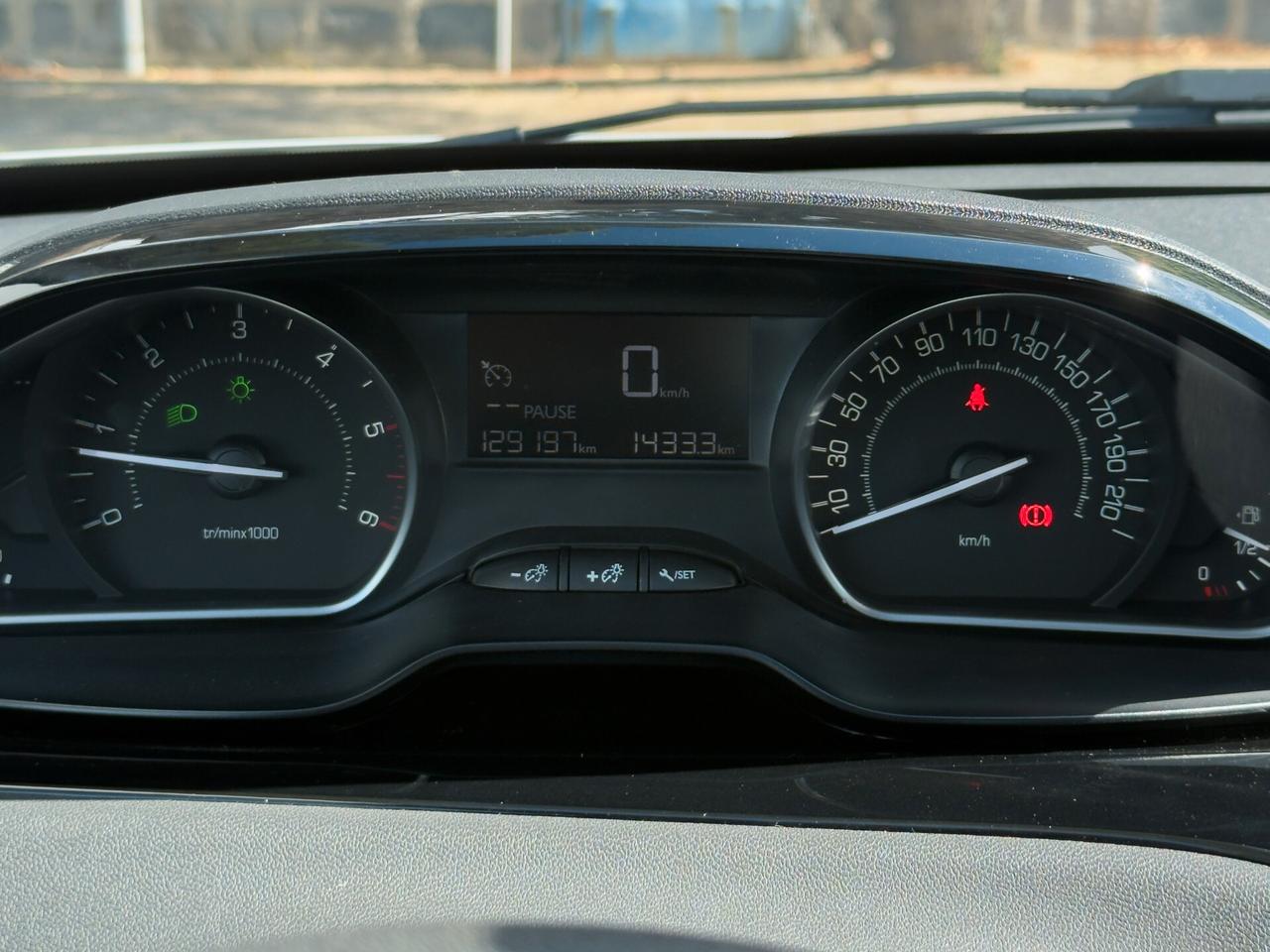 Peugeot 208 1.6 BlueHDi 75 CV Active - 2016