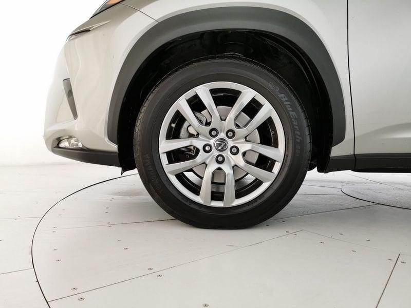 Lexus NX 300h 2.5 Premium 4wd cvt