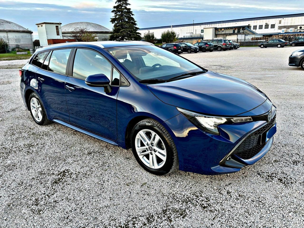 Toyota Corolla Touring Sports 1.8 Hybrid Style Full