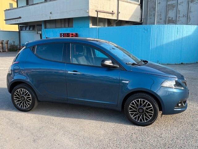 Lancia Ypsilon 1.2 GPL x neopatentati