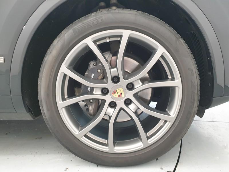 Porsche Cayenne 3.0 v6 tiptronic