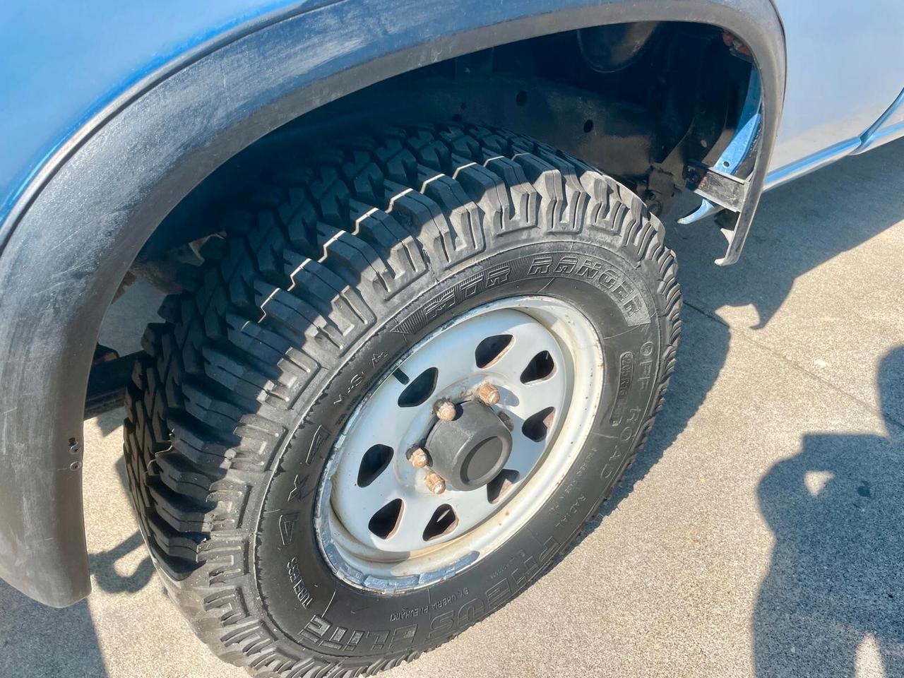 NISSAN KING CAB 2.5 - PICK UP 4 X 4