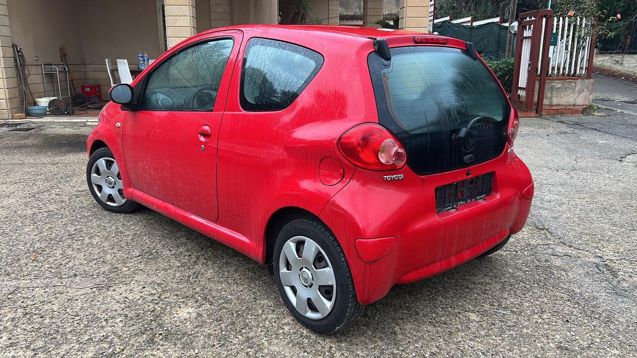 Toyota Aygo 1.0 12V VVT-i 3 porte Now