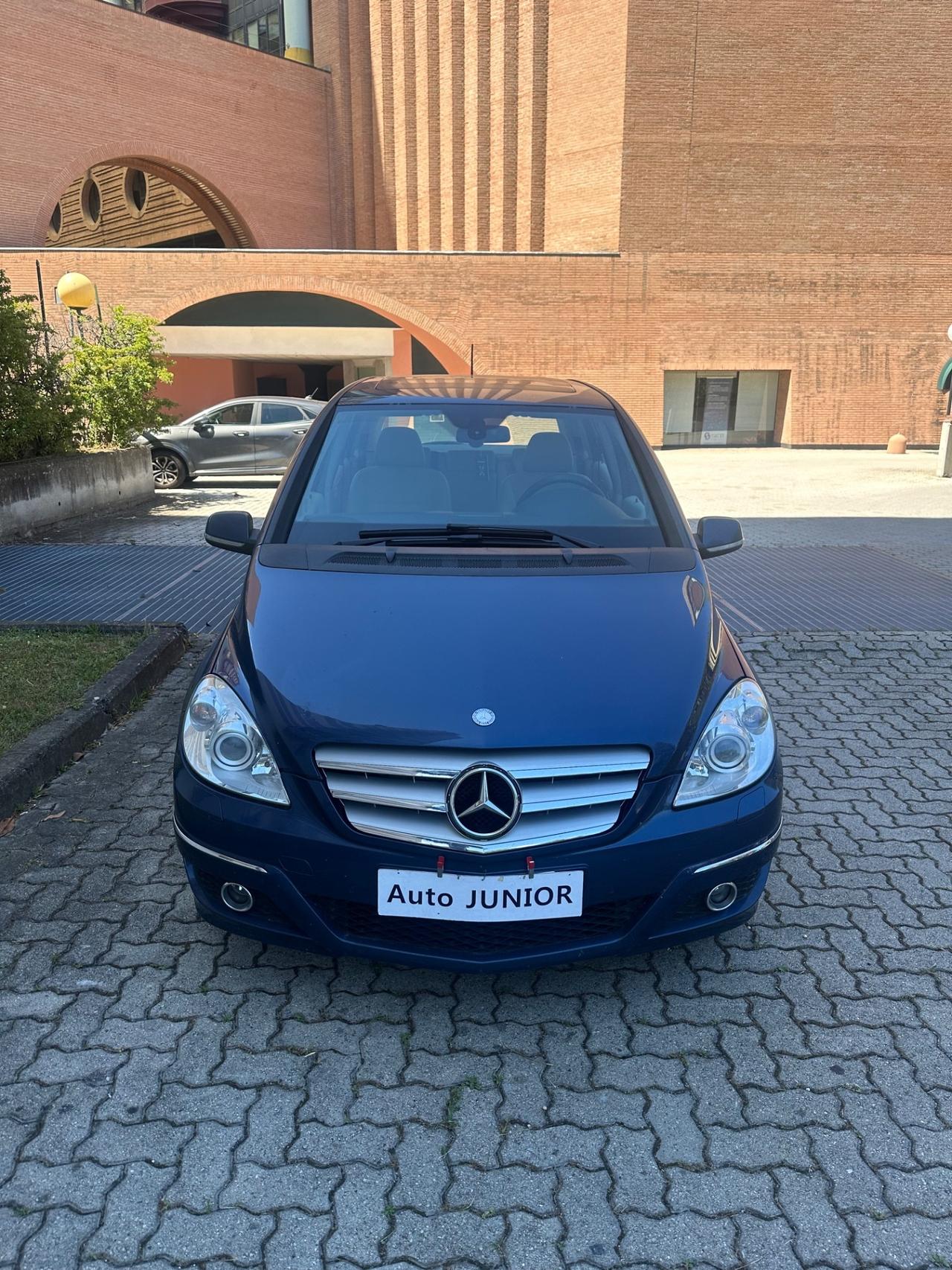 Mercedes-benz B 180 NGT BlueEFFICIENCY Premium