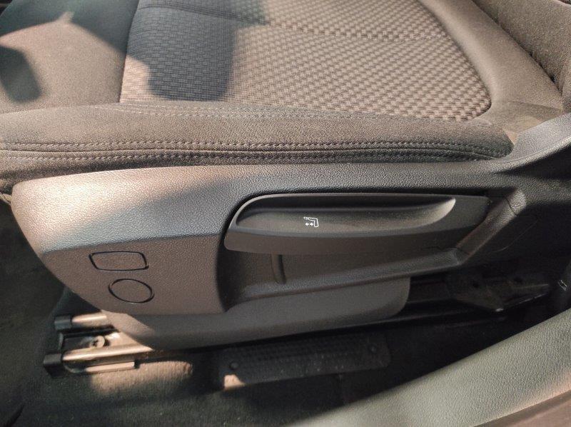 BMW X1 (F48) - X1 xDrive25e Business Advantage