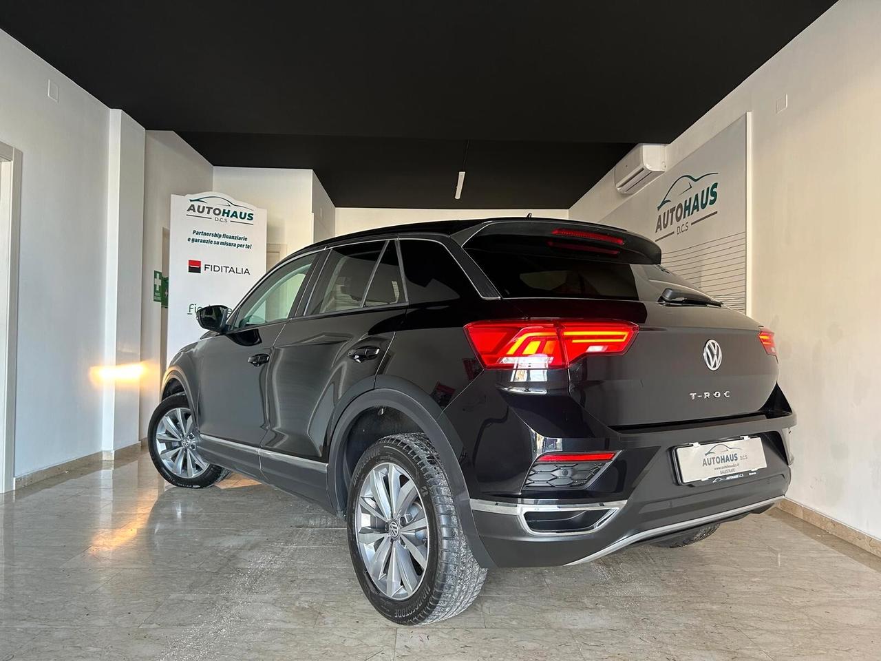 Volkswagen T-Roc 1.6 TDI Style NAVI