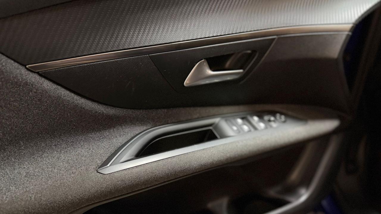 Peugeot 3008 BlueHDi 130 S&S EAT8 GT