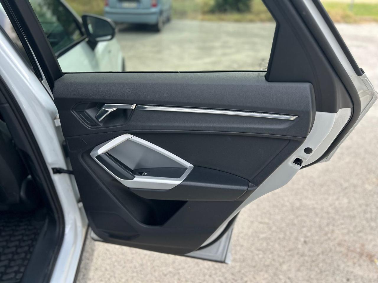 Audi Q3 S Line Edition 1.4 45 TFSI e PHEV #12065