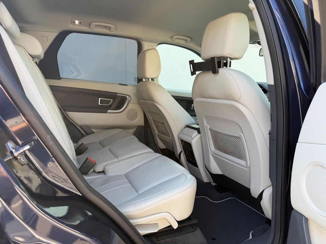 Land Rover Discovery Sport 2.0 TD4 HSE #10320