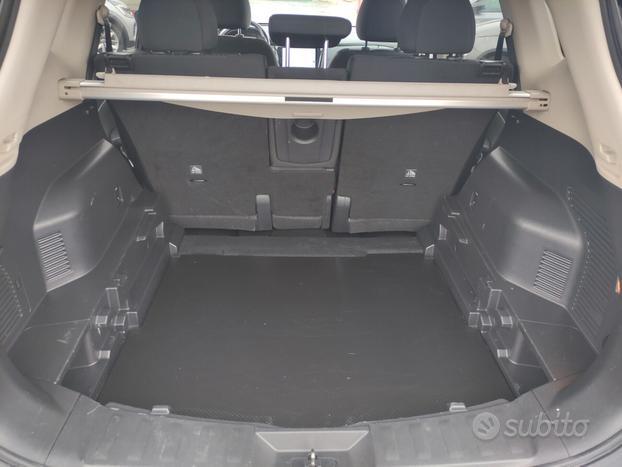 Nissan X-Trail 1.6dCi 2WD N-Connecta 360 NAVI PRO