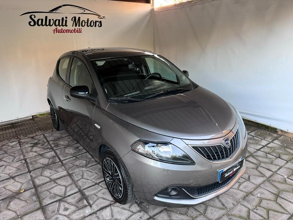 Lancia Ypsilon 1.0 FireFly 5 porte S&S Hybrid Ecochic Gold
