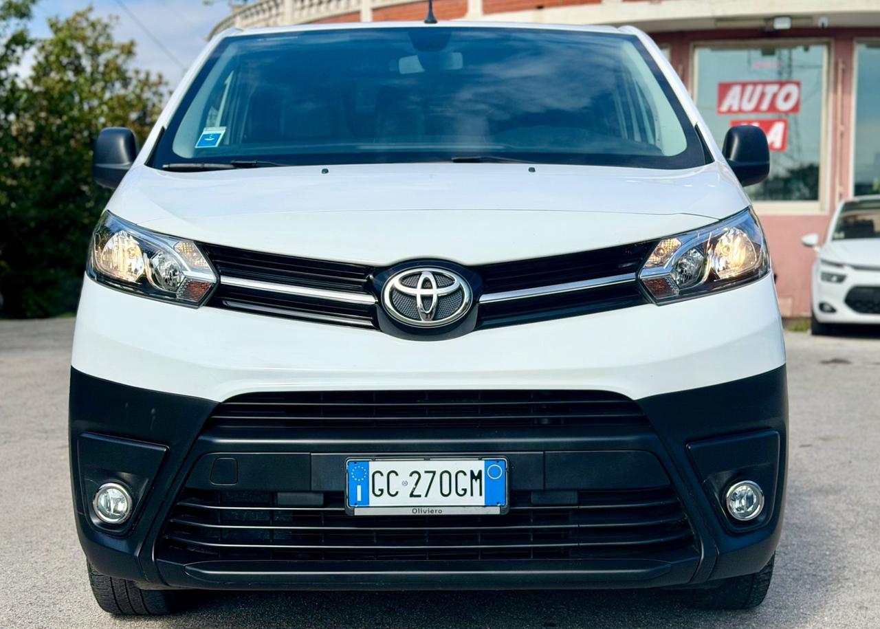 TOYOTA PORACE 2020 1,5 diesel Garanzia 12 Mesi ! ! !