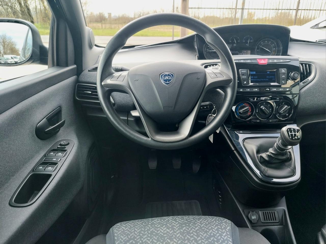 LANCIA Ypsilon 1.0 FireFly Hybrid Silver - 2023