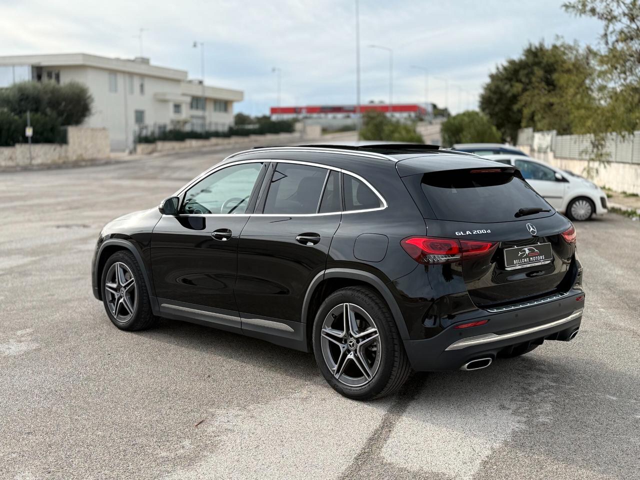 Mercedes-benz GLA 200 d Premium AMG *UNIPRO*