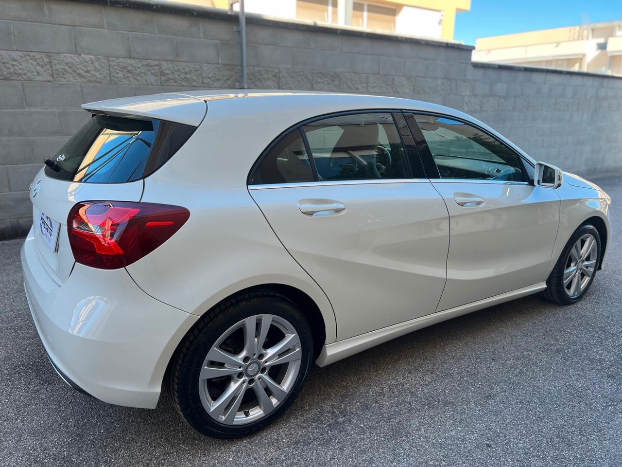 Mercedes-benz A 180 d Sport my16 LED/AMERA/PELLE/NAVI.. PERFETTA!!