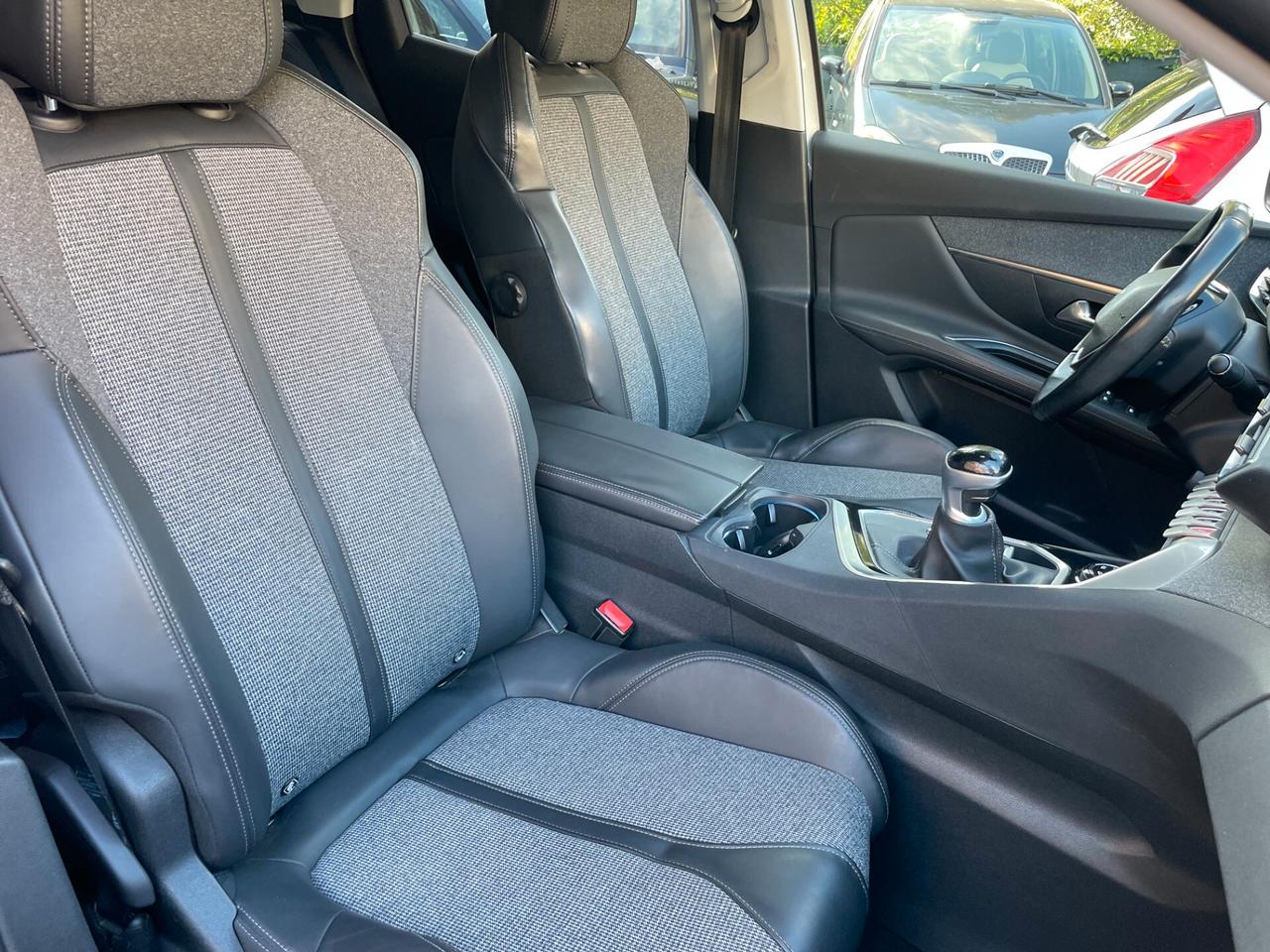 Peugeot 3008 BlueHDi 120 S&S Allure