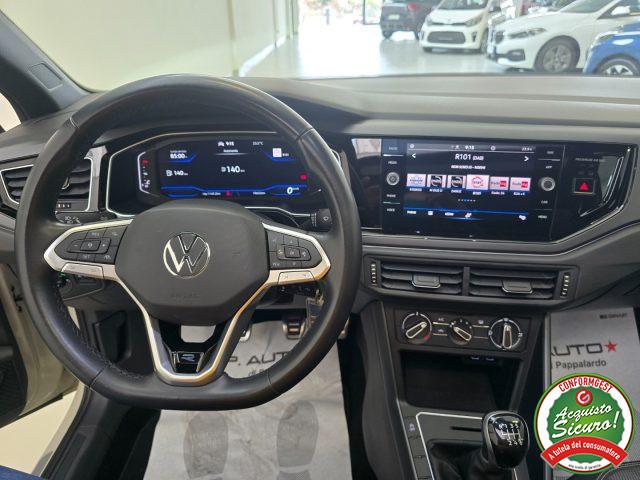VOLKSWAGEN Taigo 1.0 TSI 110 CV R-Line + Tetto