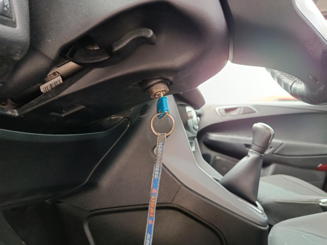 Ford B-Max 1.4 90 CV GPL Business Titanium