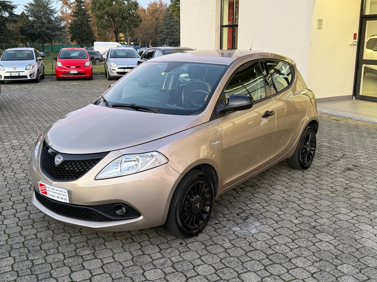 Lancia Ypsilon 1.2 - 5 PORTE|UNIPRO|