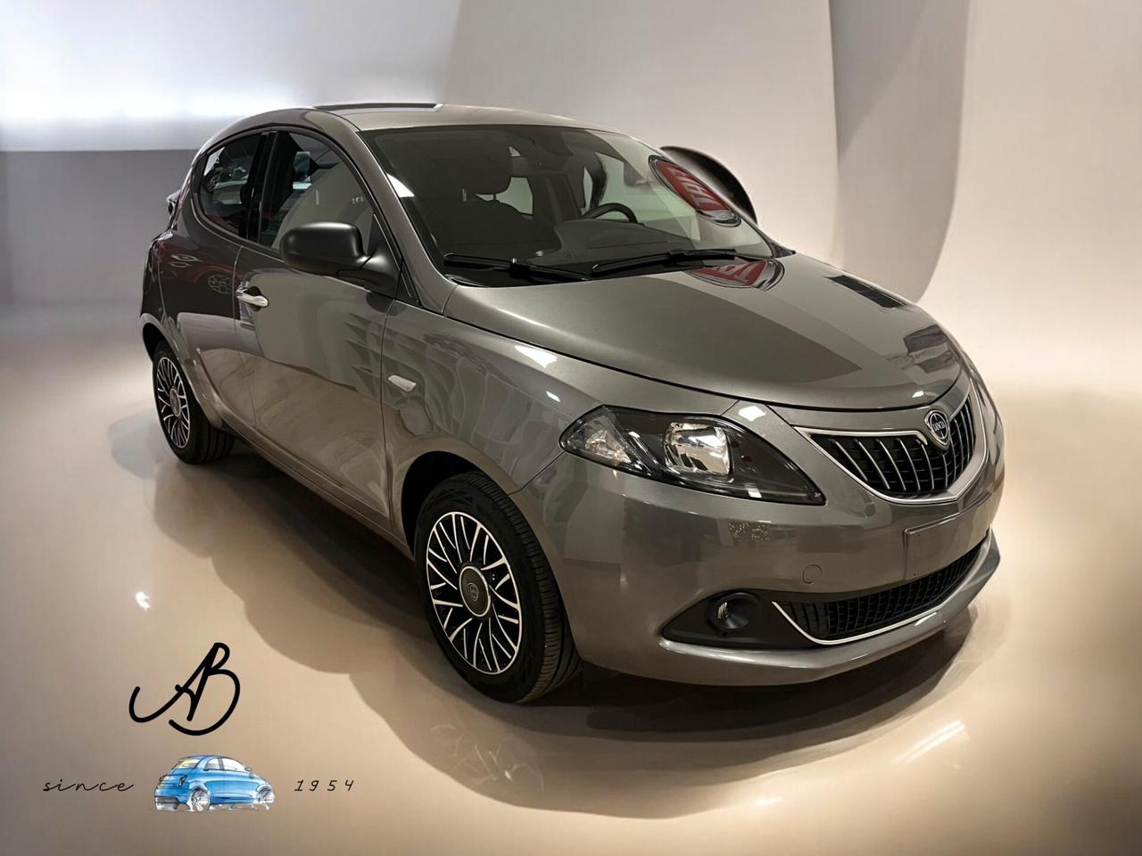 Lancia Ypsilon 1.0 FireFly 5 porte S&S Hybrid Platino