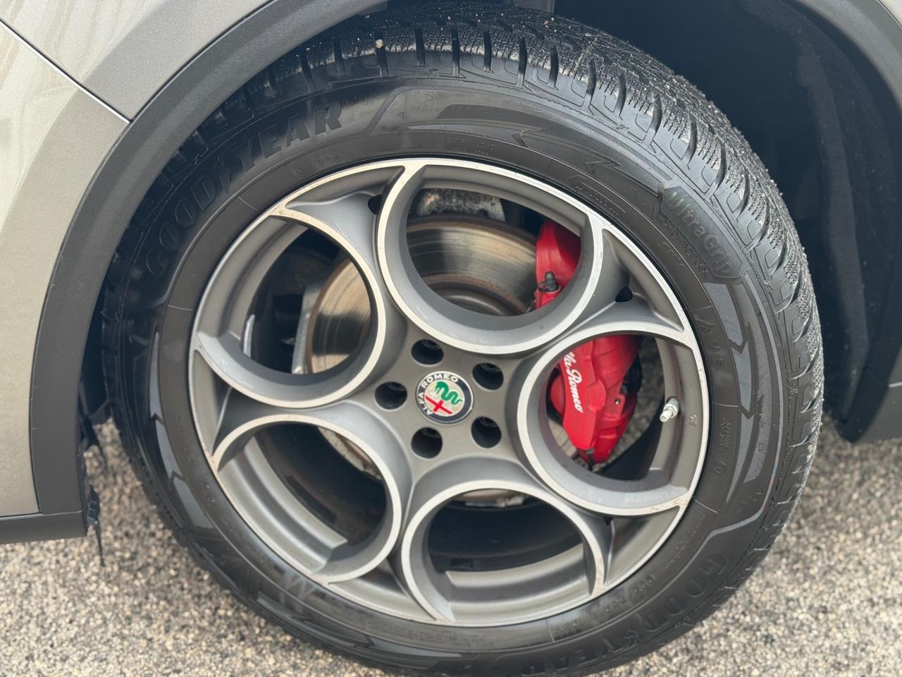 Alfa Romeo Stelvio 2.2 Turbodiesel 210 CV Q4 NAVI PELLE