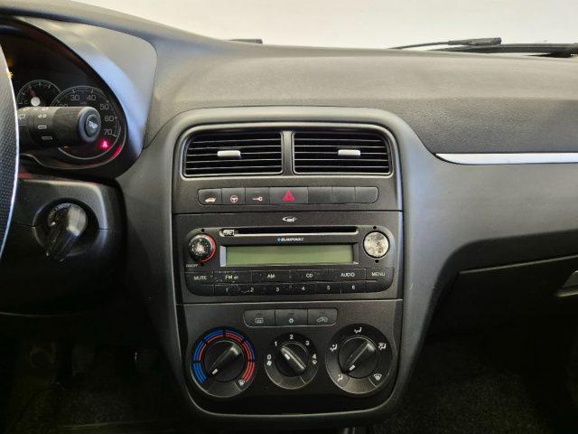 FIAT Grande Punto 1.4 5 porte Dynamic - NEOPAT. - Clima - Mp3