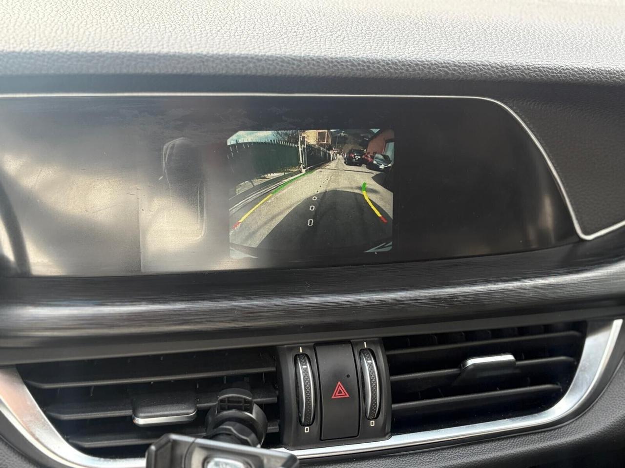 Alfa Romeo Stelvio 2.2 Turbodiesel 180 CV AT8 RWD Executive