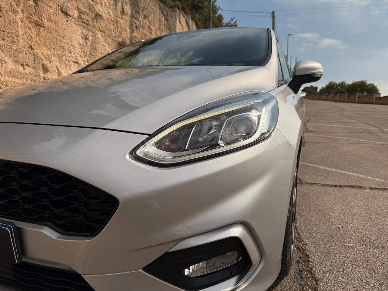 Ford Fiesta ST-LINE/1.5 86CV/NEOPATENTATI/CAR PLAY