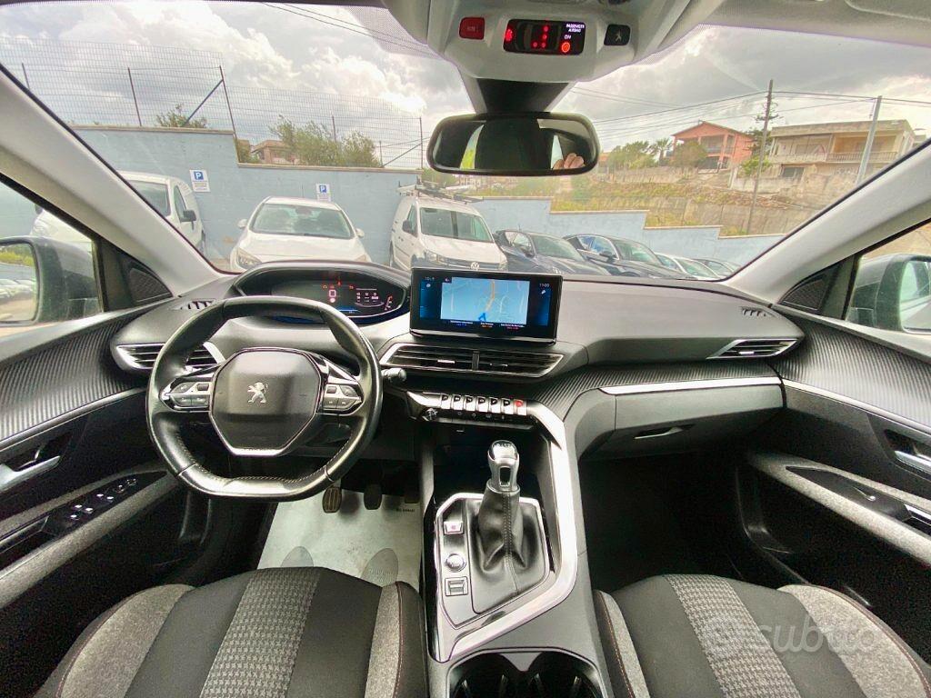 Peugeot 3008 HDi 130 CV Allure Navi Virtual Camera