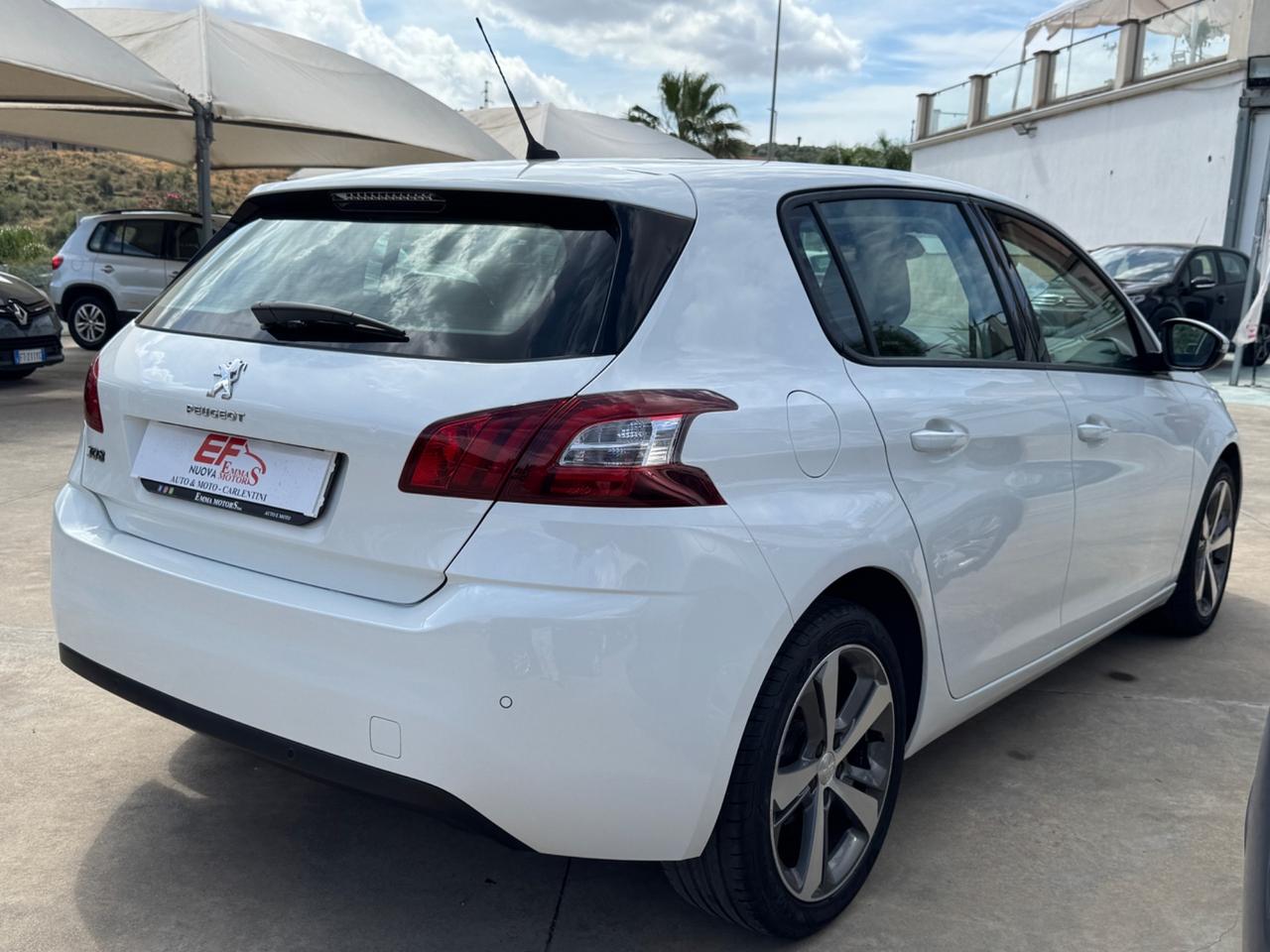 Peugeot 308 BlueHDi 92 cv Business