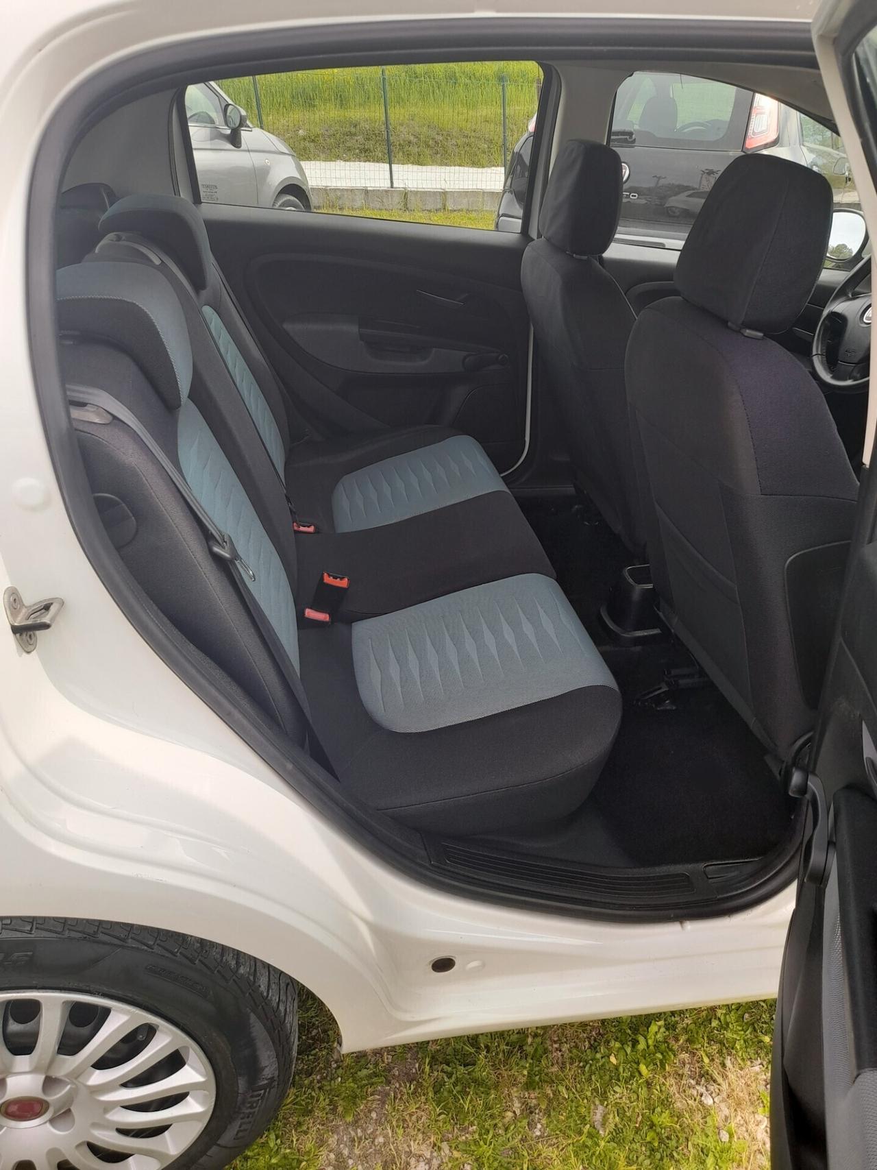 Fiat Grande Punto 1.3 MJT 75 CV 5 porte Dynamic