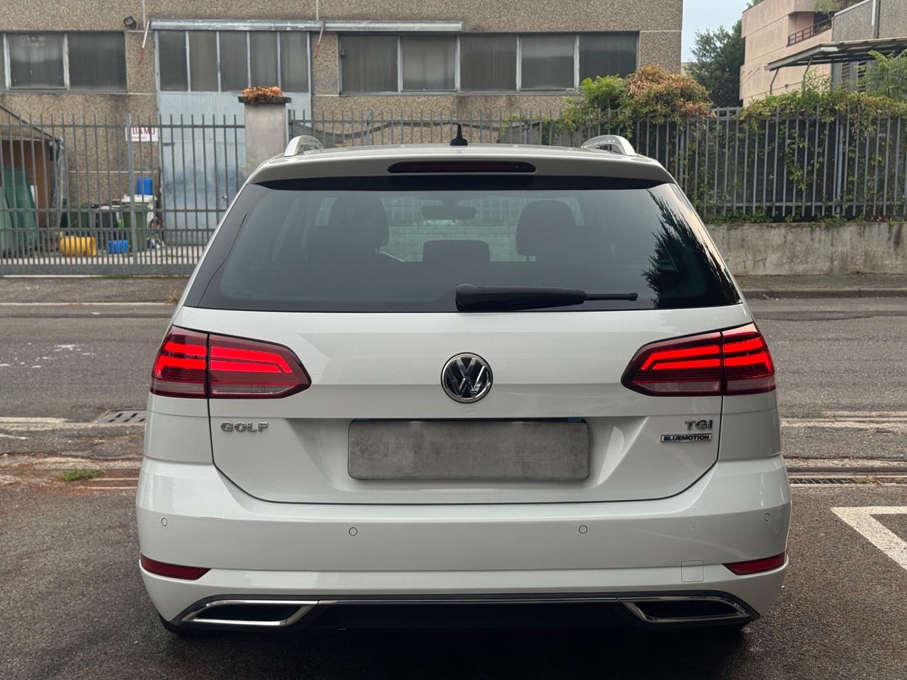 Volkswagen Golf Variant 1.4 TGI DSG Business BlueMotion