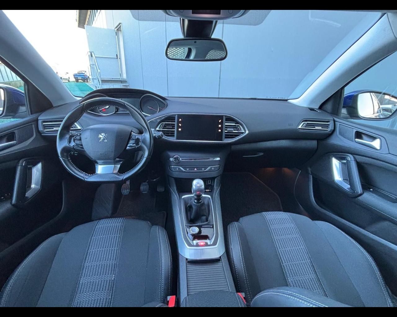 PEUGEOT 308 II 2018 - 308 5p 1.5 bluehdi Allure s&s 130cv