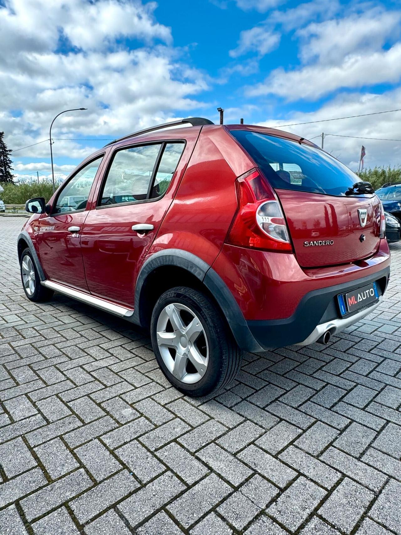 Dacia Sandero Stepway 1.5 dCi 90CV - OK NEOPATENTATO