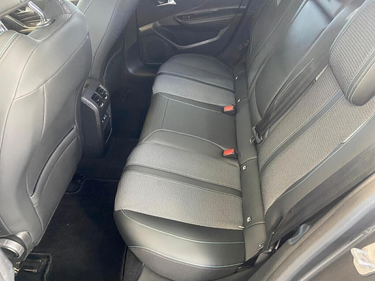 Peugeot 308 BlueHDi 130 S&S EAT8 SW Allure