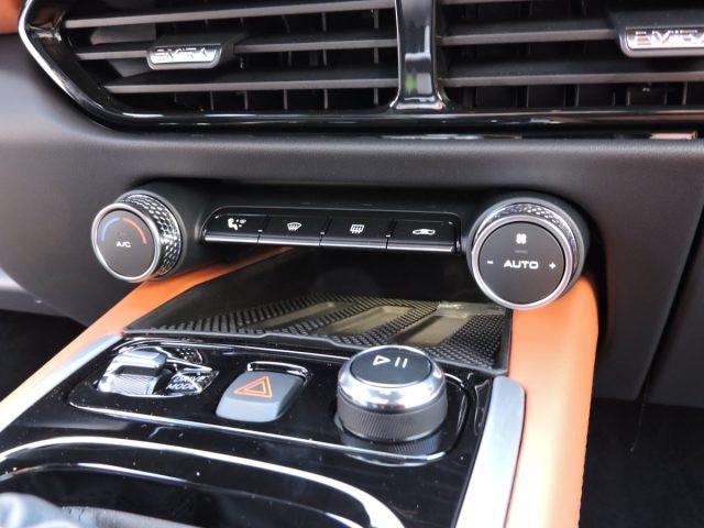 LOTUS Emira FIRST EDITION V6 SOVRALIMENTATO AZIENDALE