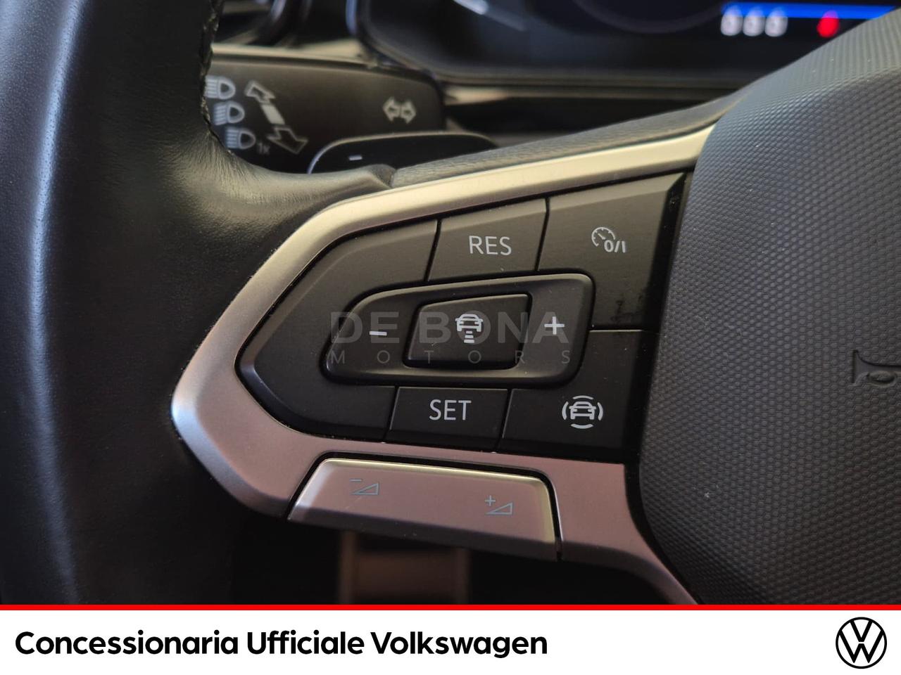 Volkswagen T-Roc 1.5 tsi r-line dsg