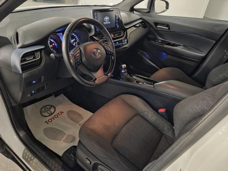 Toyota C-HR (2016-2023) 2.0 Hybrid E-CVT Trend