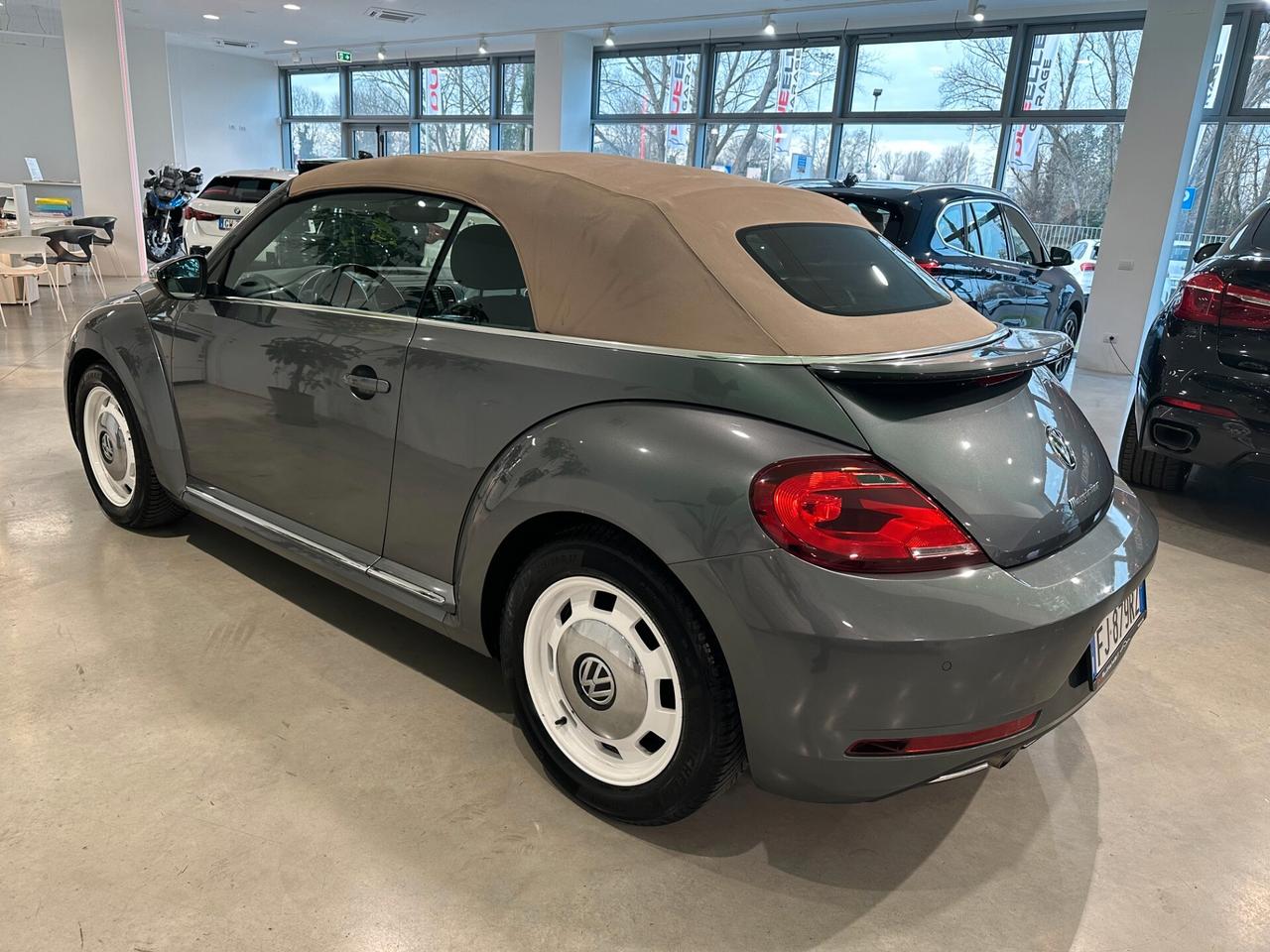 Volkswagen Maggiolino Cabrio 2.0 TDI Design BlueMotion Technology