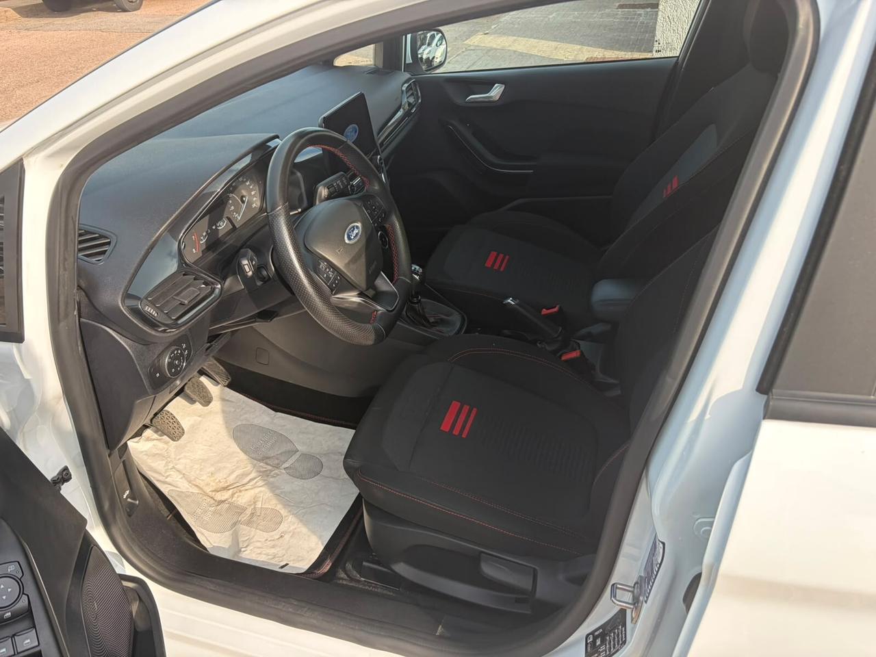 Ford Fiesta ST LINE-FINANZIABILE