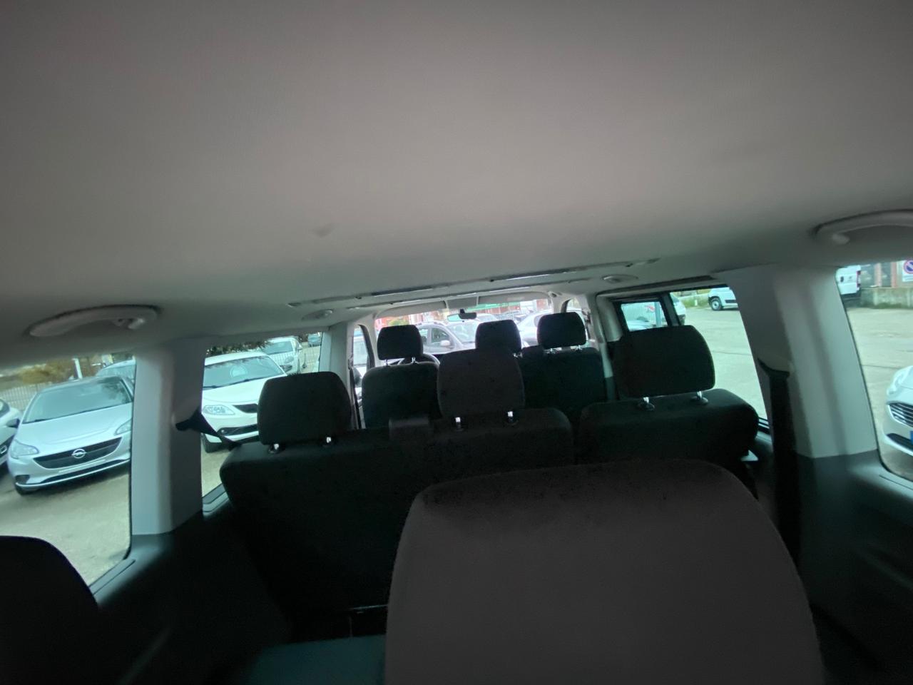 Volkswagen Caravelle T6 2.0 TDI 110CV PC Trendline 9 POSTI