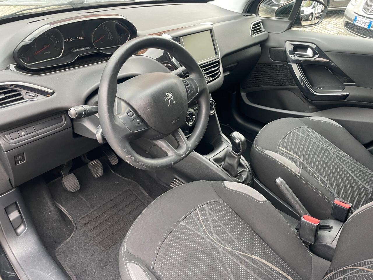 Peugeot 208 1.2 VTi 82 CV 5 porte Active IDONEA NEOPATENTATI