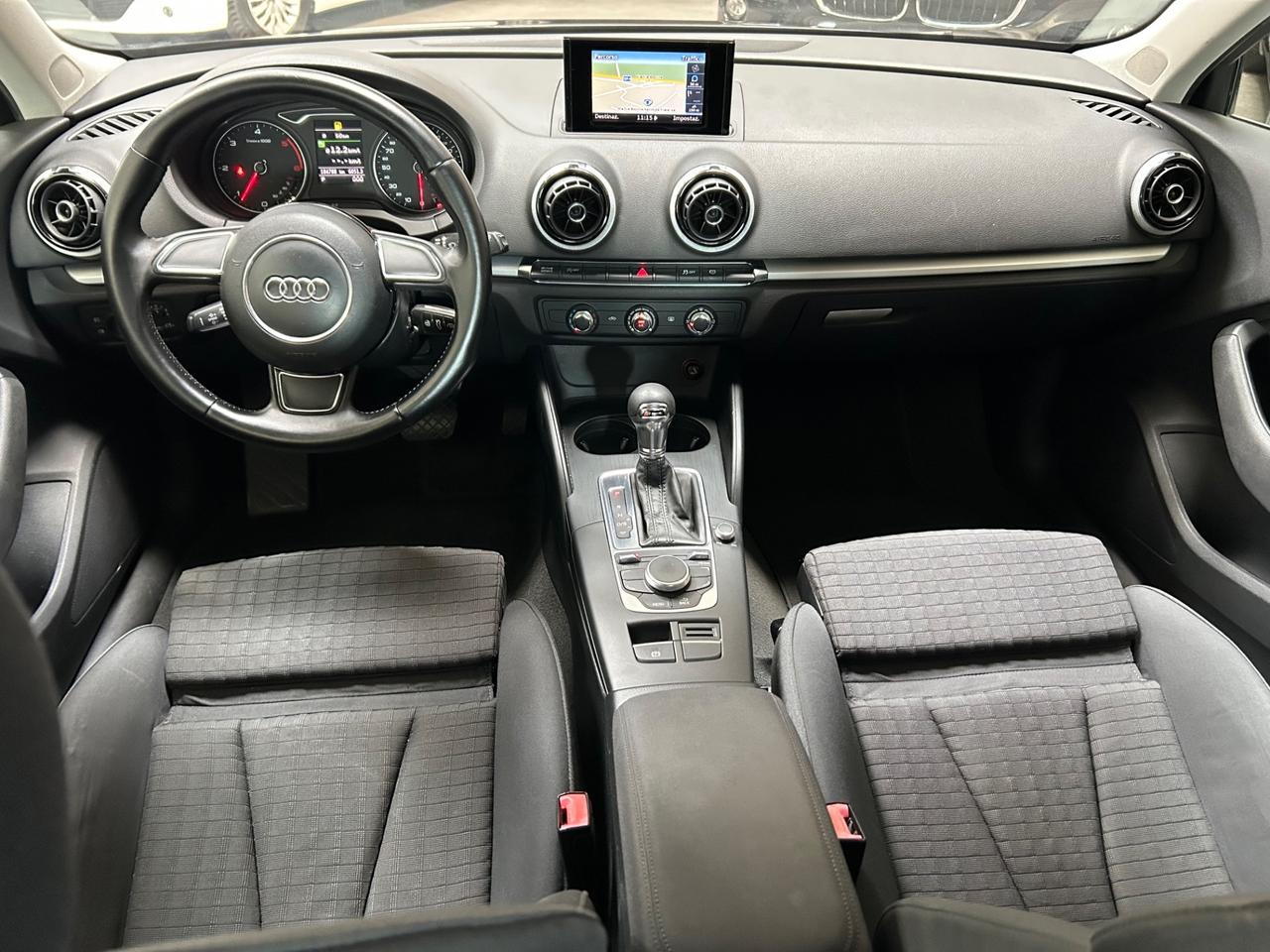 Audi A3 2.0 TDI 150cv S TRONIC automatica