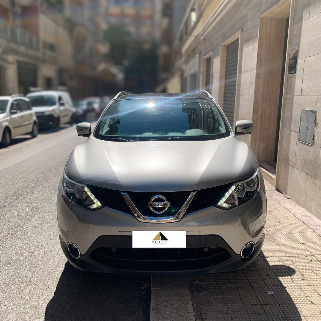 Nissan Qashqai 1.5 dCi Tekna **FULL**