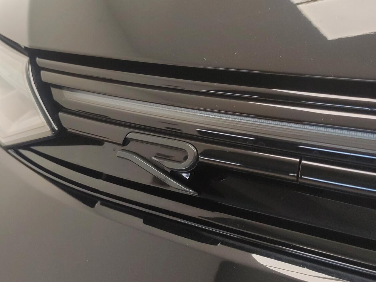 Volkswagen Golf GTI 2.0 TSI R DSG 4Motion Black Edition