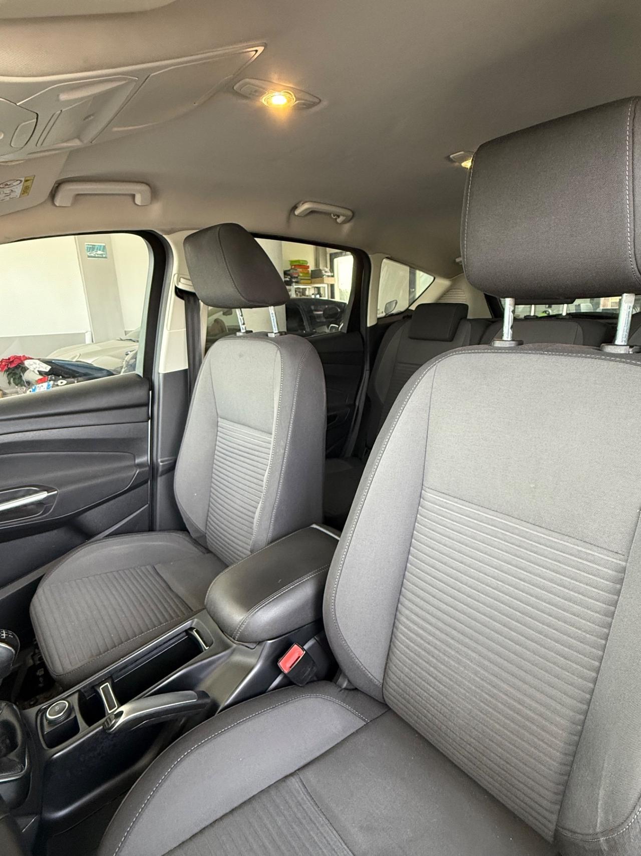 Ford C-Max 1.5 TDCi 120CV Titanium FULL