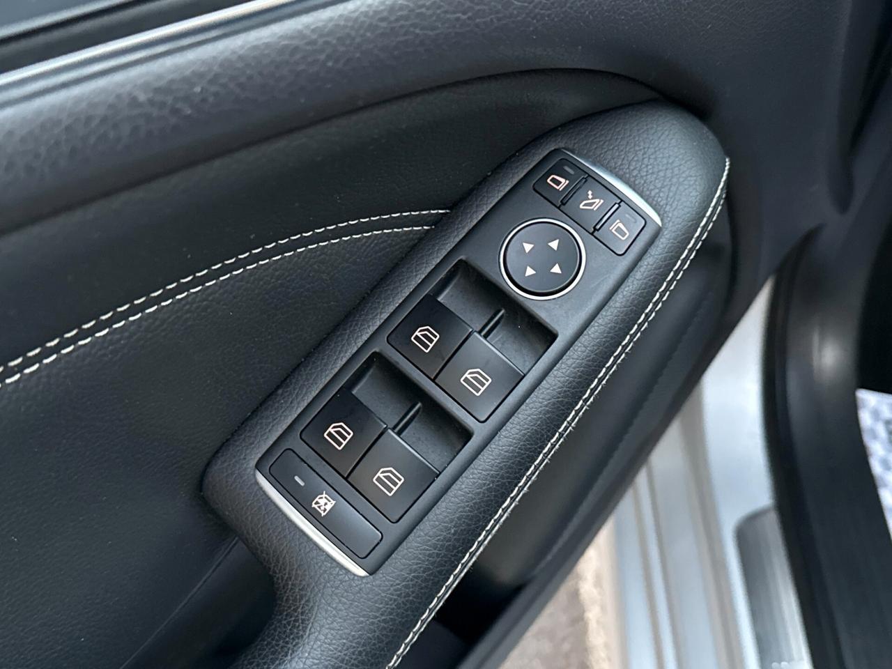 MercedesBenz B 200 CDI Premium NAVI CAMERA - 2014