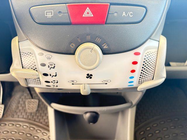 TOYOTA Aygo 1.0 12V VVT-i 3 porte Deep Ocean Connect OK NEOP