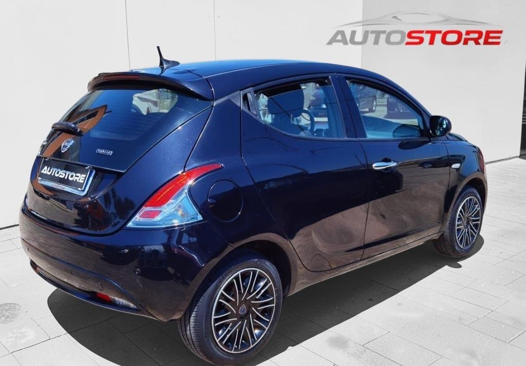 Lancia Ypsilon 1.0 FireFly 5 p. Hybrid Gold