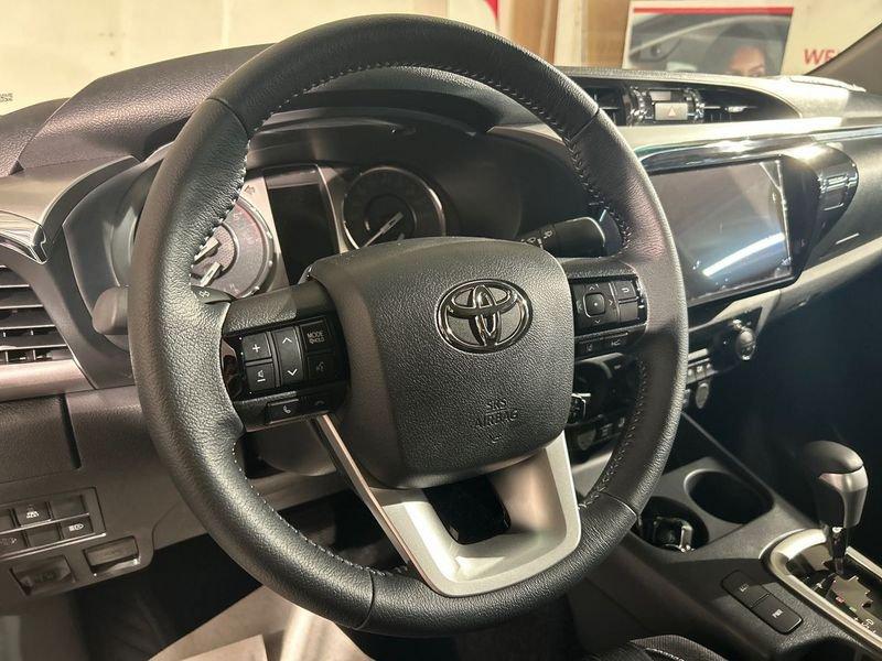 Toyota Hilux 2.4 D 4WD Automatico Double Cab EXECUTIVE